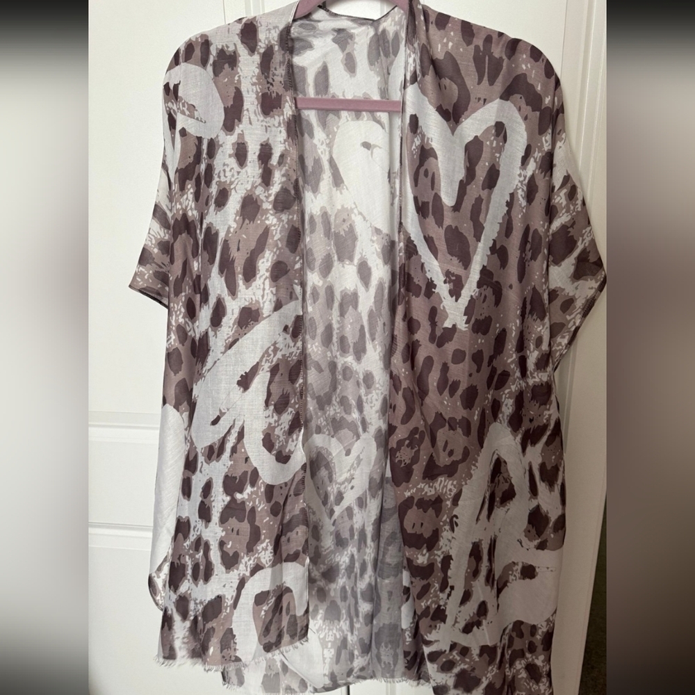 Animal Print Kimono By BIJORCA Leopard And Heart Print Side Slit OSFM New TAG